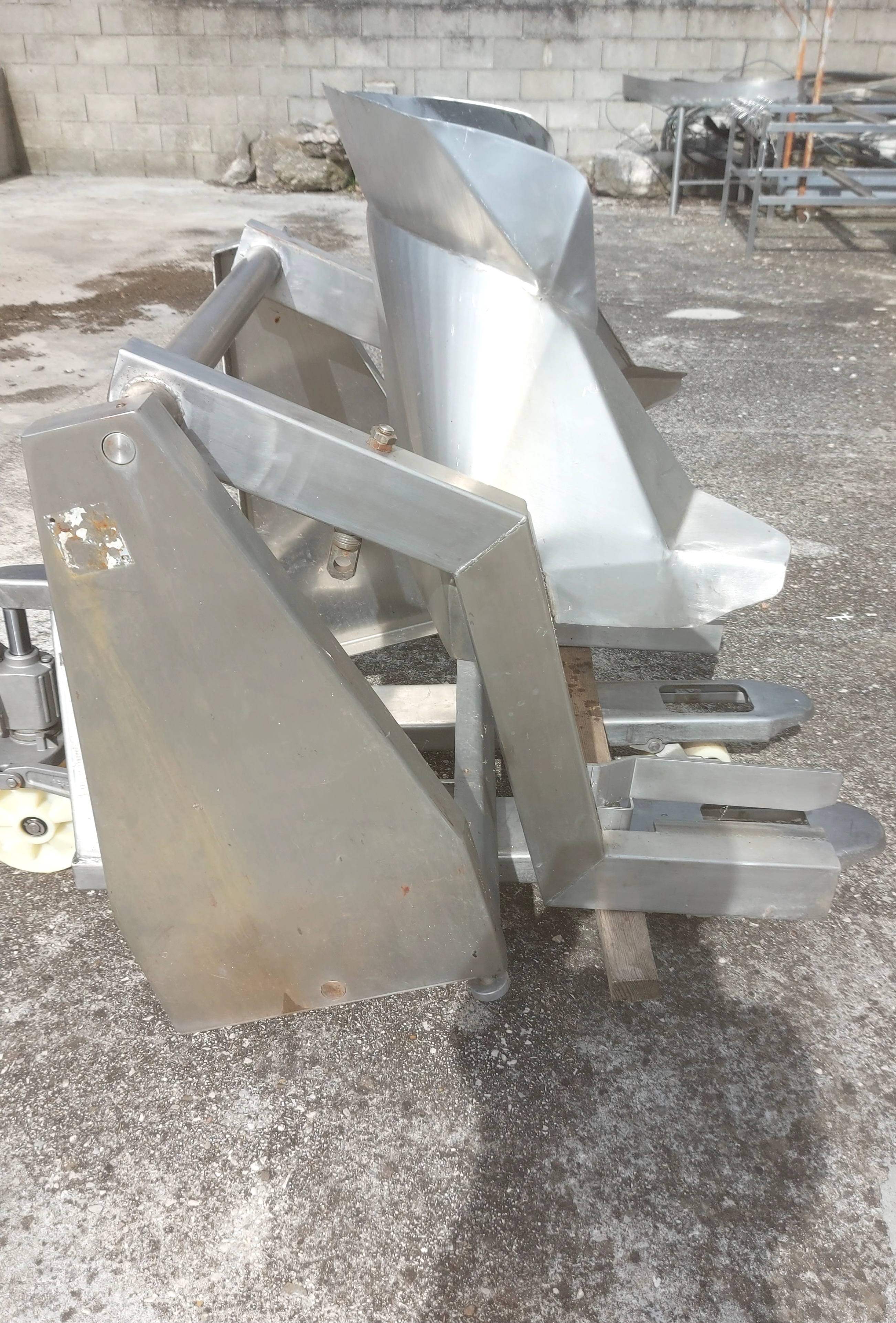 Elevatore per vagonetti  in vendita - foto 2